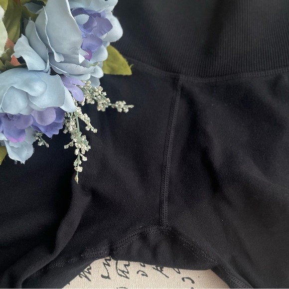 Alo Seamless Winter Warm Plush High-Waist 7/8 Legging in Black Size M - Picture 6 of 10